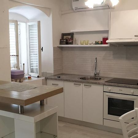 Ulica Dvori Narca 12 Apartment 4+2 Per. Baška Buitenkant foto