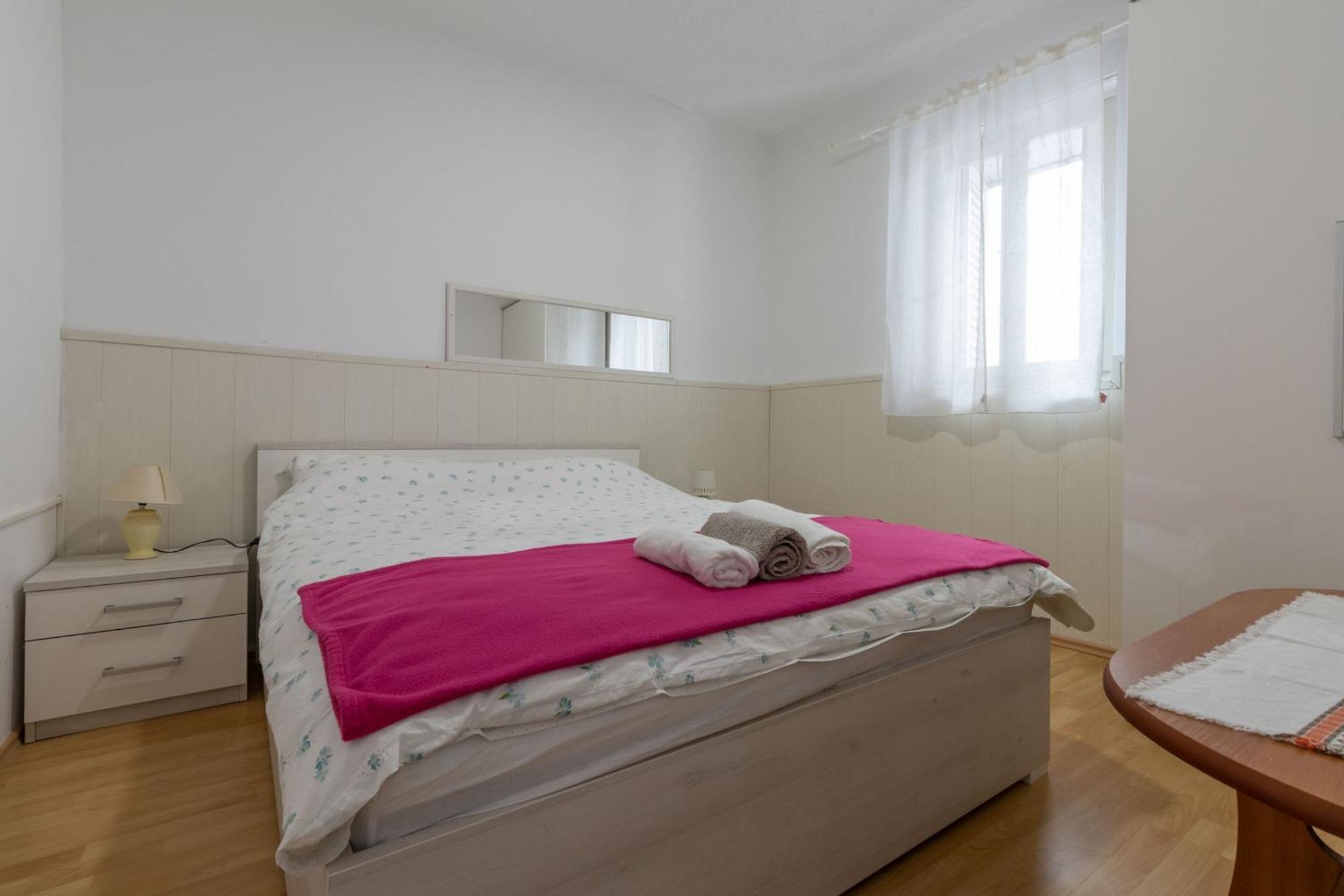 Ulica Dvori Narca 12 Apartment 4+2 Per. Baška Buitenkant foto