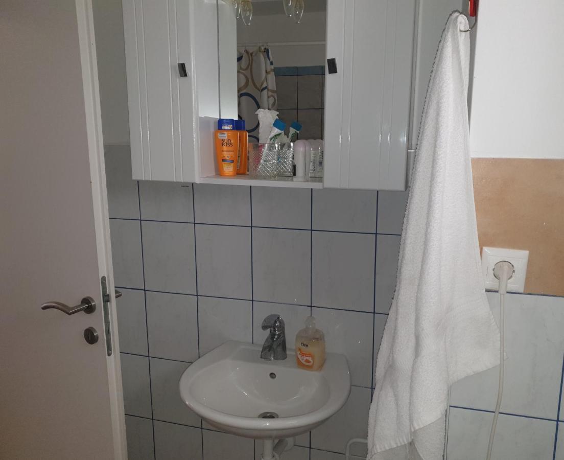 Ulica Dvori Narca 12 Apartment 4+2 Per. Baška Buitenkant foto